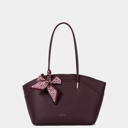 WINE RED